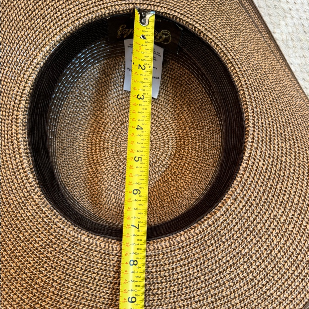 Straw Brown Wide-Brimmed Hat - Picture 12 of 13
